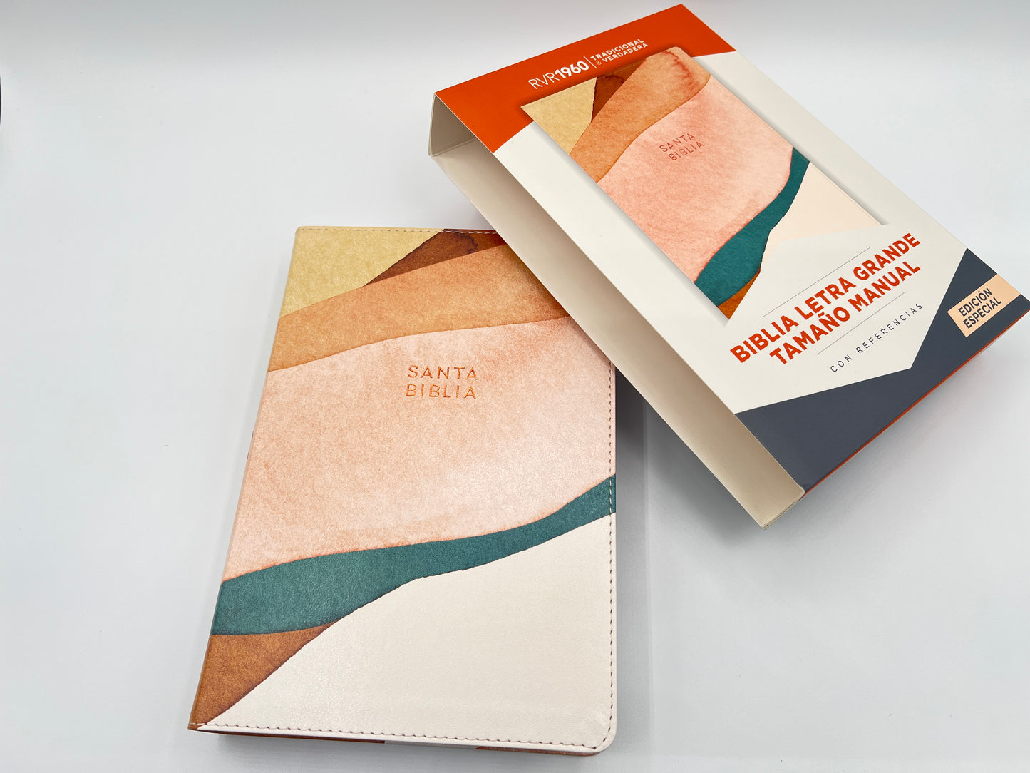 RVR 1960 Large Print Handy Size Bible – Special Watercolor Edition, Imitation Leather - Cover and box