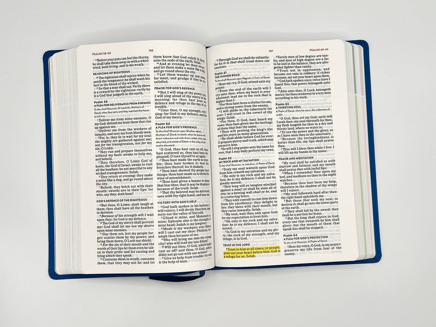 KJV Explorer Bible for Kids – Royal Blue LeatherTouch (Full-Color Study Edition)