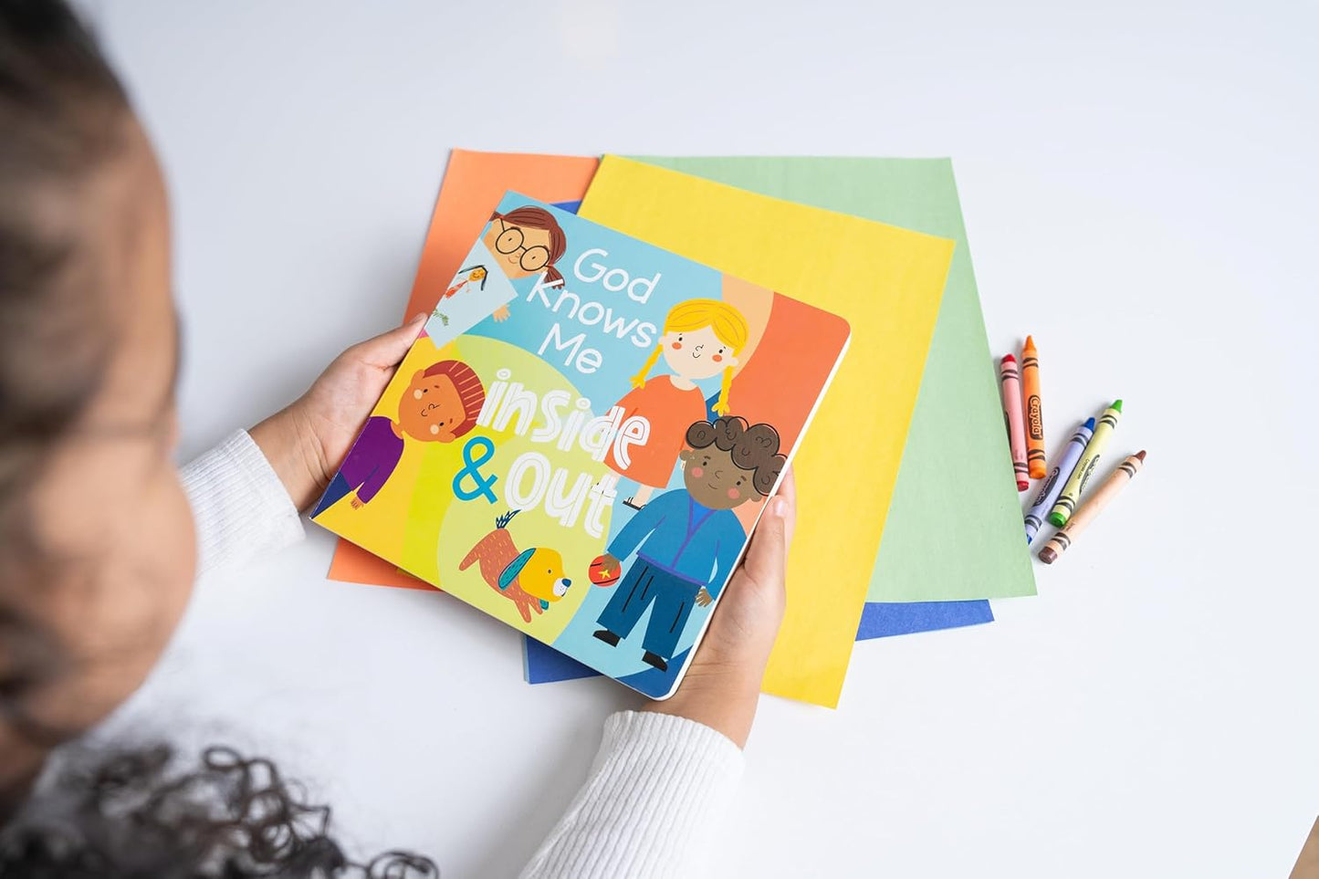 God Knows Me Inside and Out – Bible Story Board Book for Kids (Faith & Identity Series #7). Child ready to read