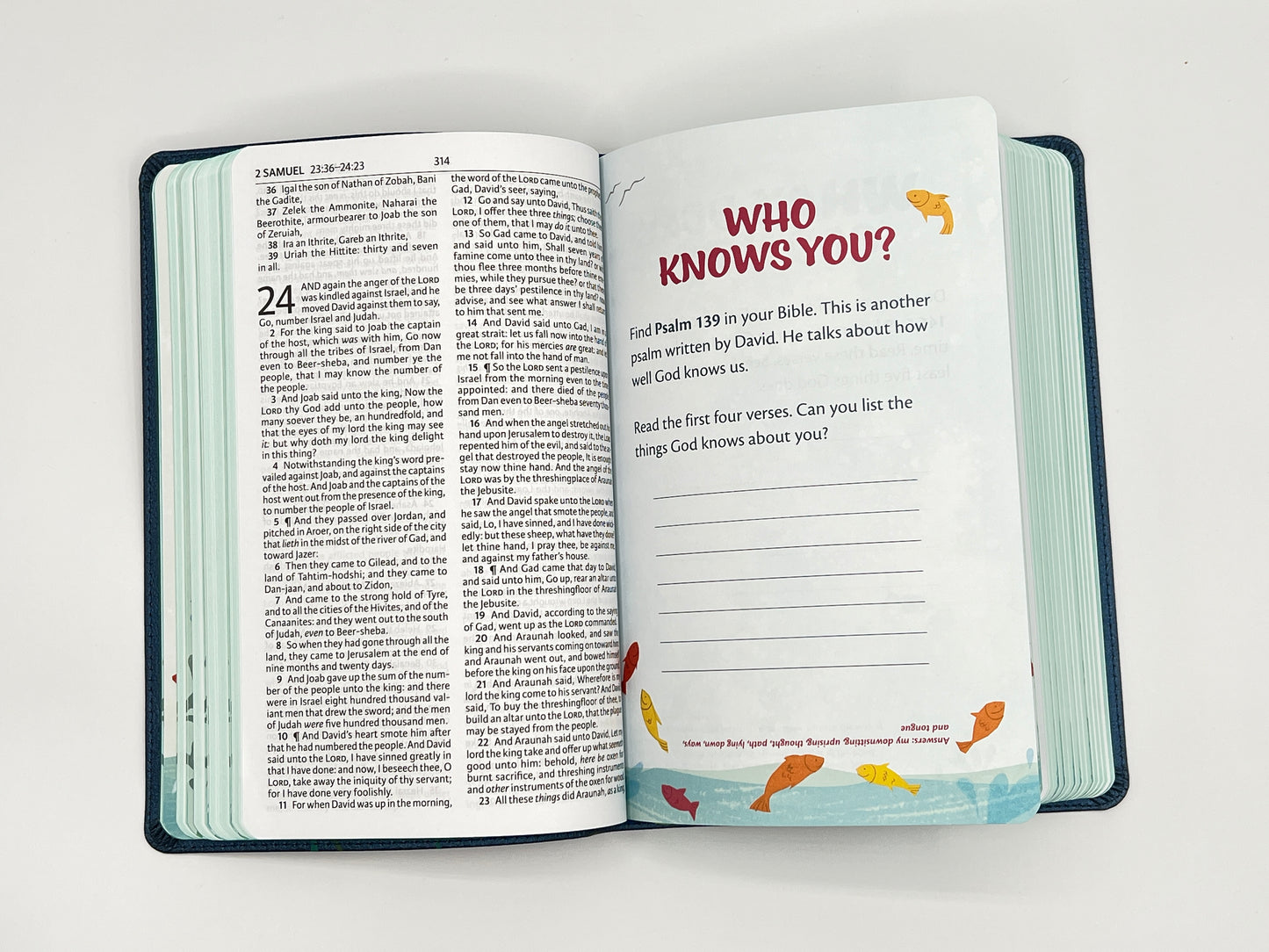 KJV Easy-for-Me Bible for Early Readers – Deep Blue LeatherTouch