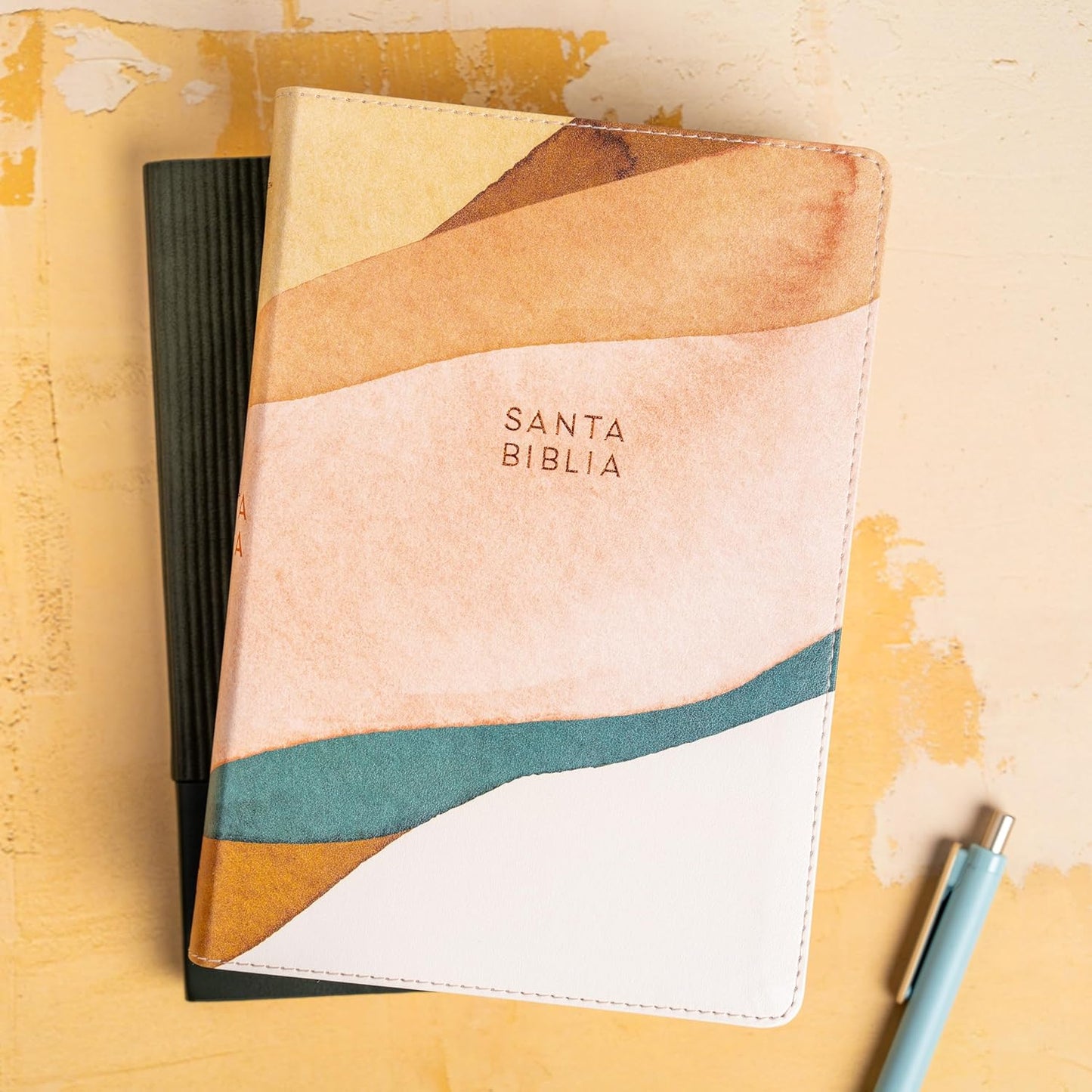 RVR 1960 Large Print Handy Size Bible – Special Watercolor Edition, Imitation Leather